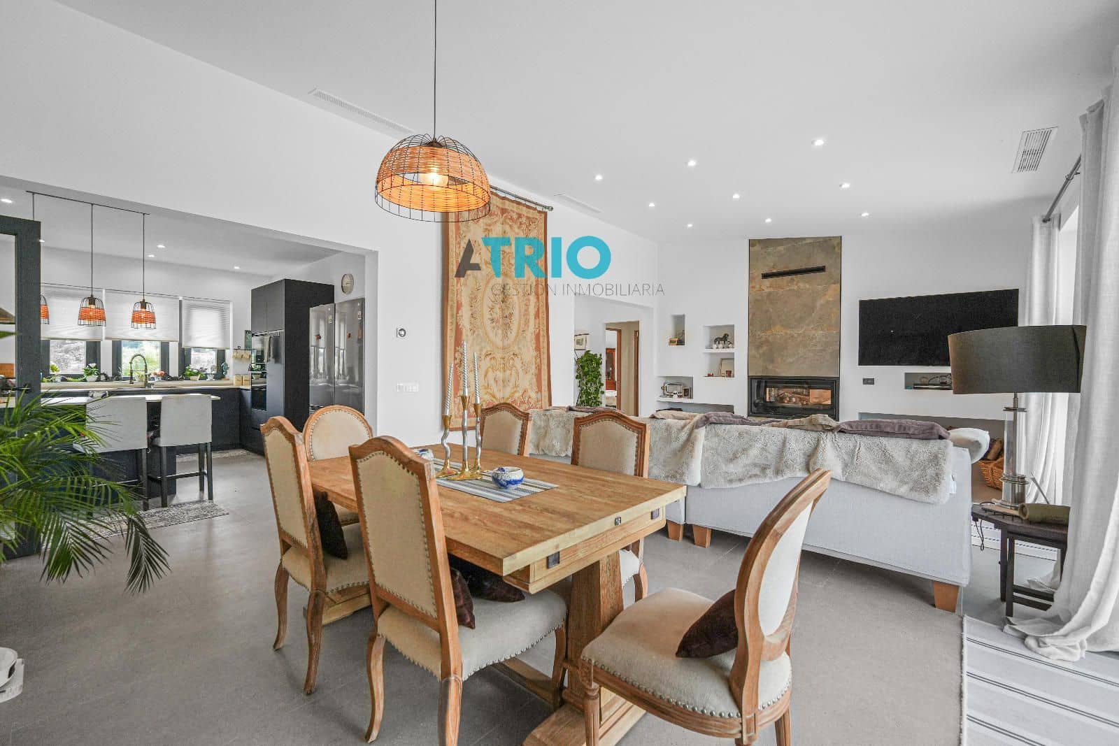 2 soveværelse Villa til salg i Sant Joan med swimmingpool garage - € 1.150.000 (Ref: 8577177)