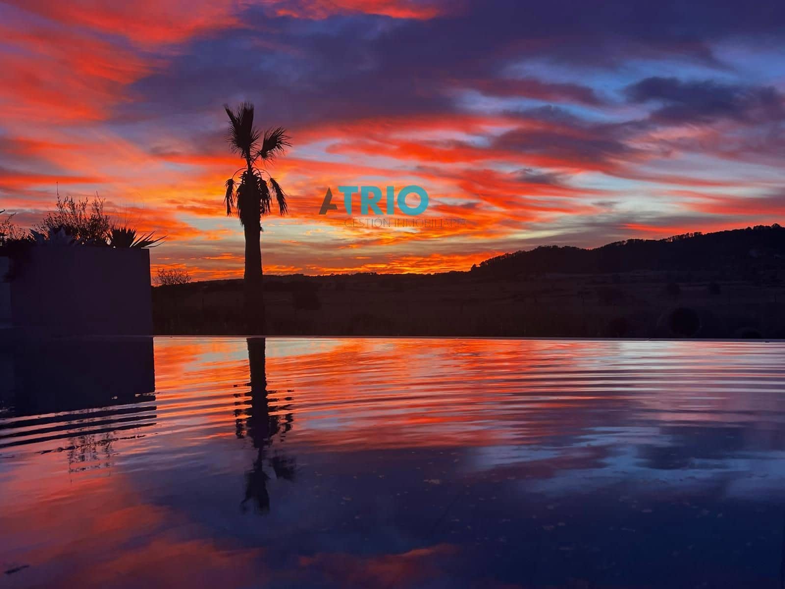 2 soveværelse Villa til salg i Sant Joan med swimmingpool garage - € 1.150.000 (Ref: 8577177)