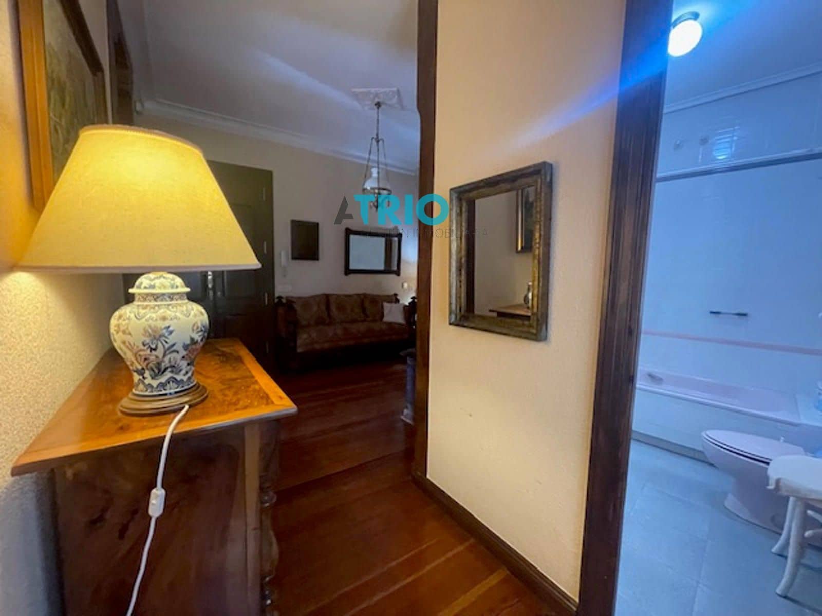 4 quarto Apartamento para arrendar em Burgos cidade - 1 500 € (Ref: 8580419)