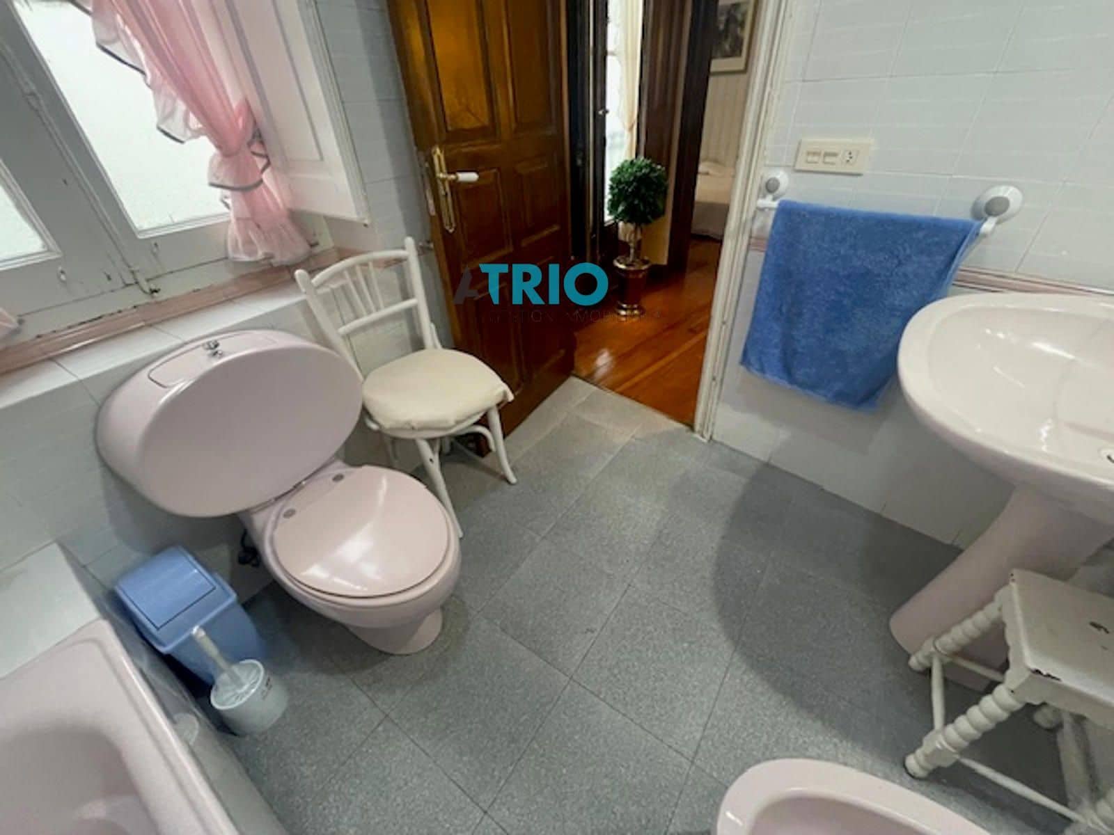 4 quarto Apartamento para arrendar em Burgos cidade - 1 500 € (Ref: 8580419)