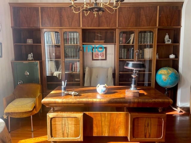 4 quarto Apartamento para arrendar em Burgos cidade - 1 500 € (Ref: 8580419)