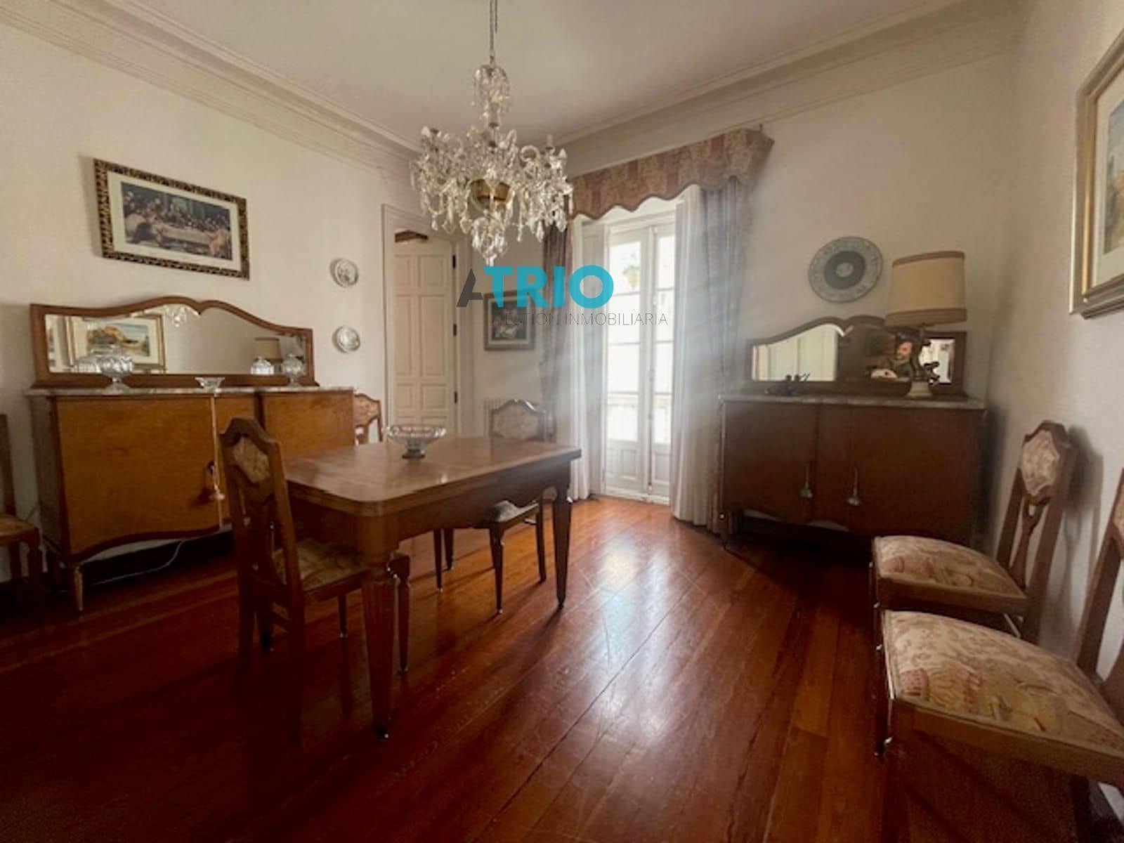 4 quarto Apartamento para arrendar em Burgos cidade - 1 500 € (Ref: 8580419)