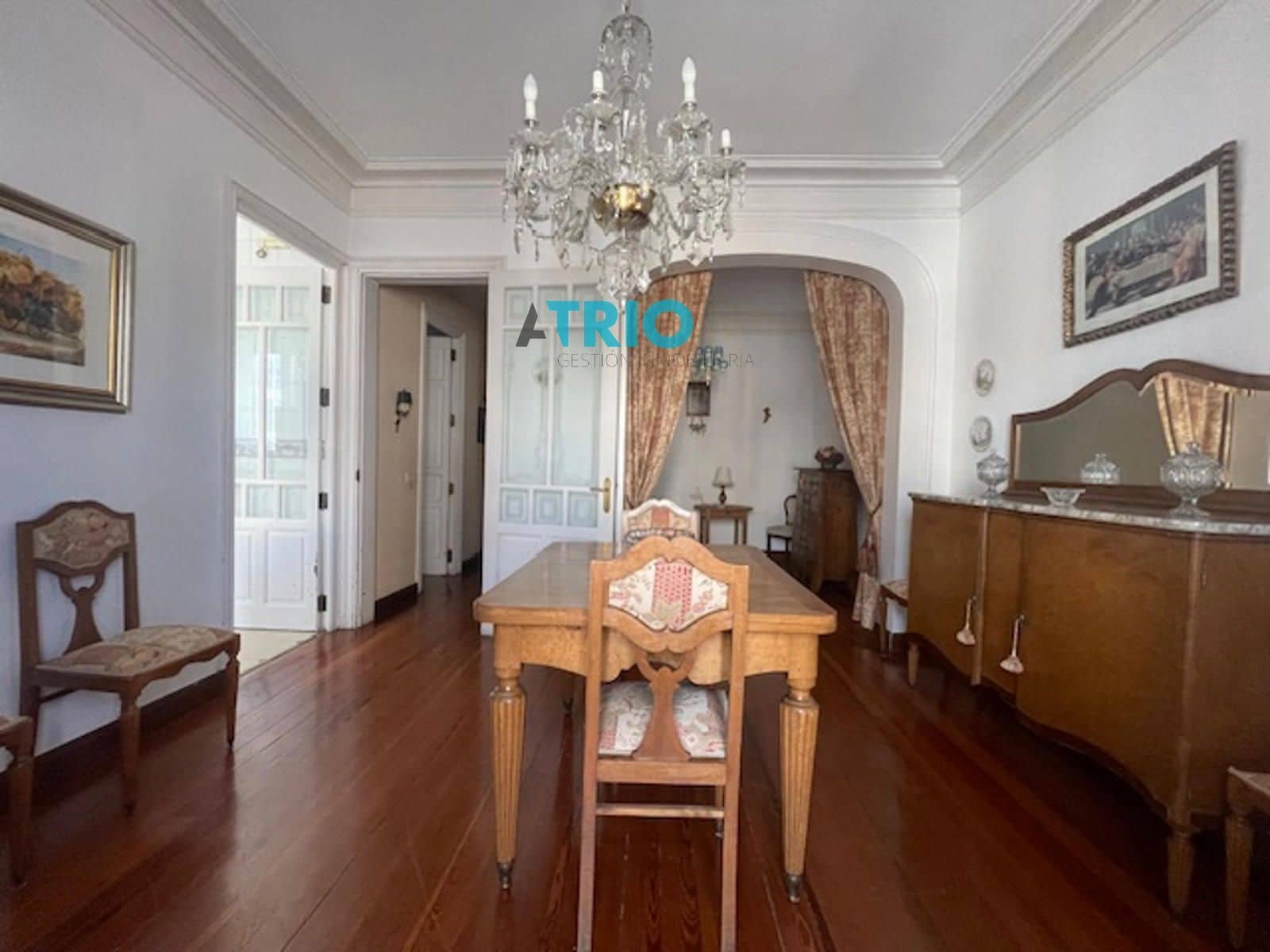 4 quarto Apartamento para arrendar em Burgos cidade - 1 500 € (Ref: 8580419)