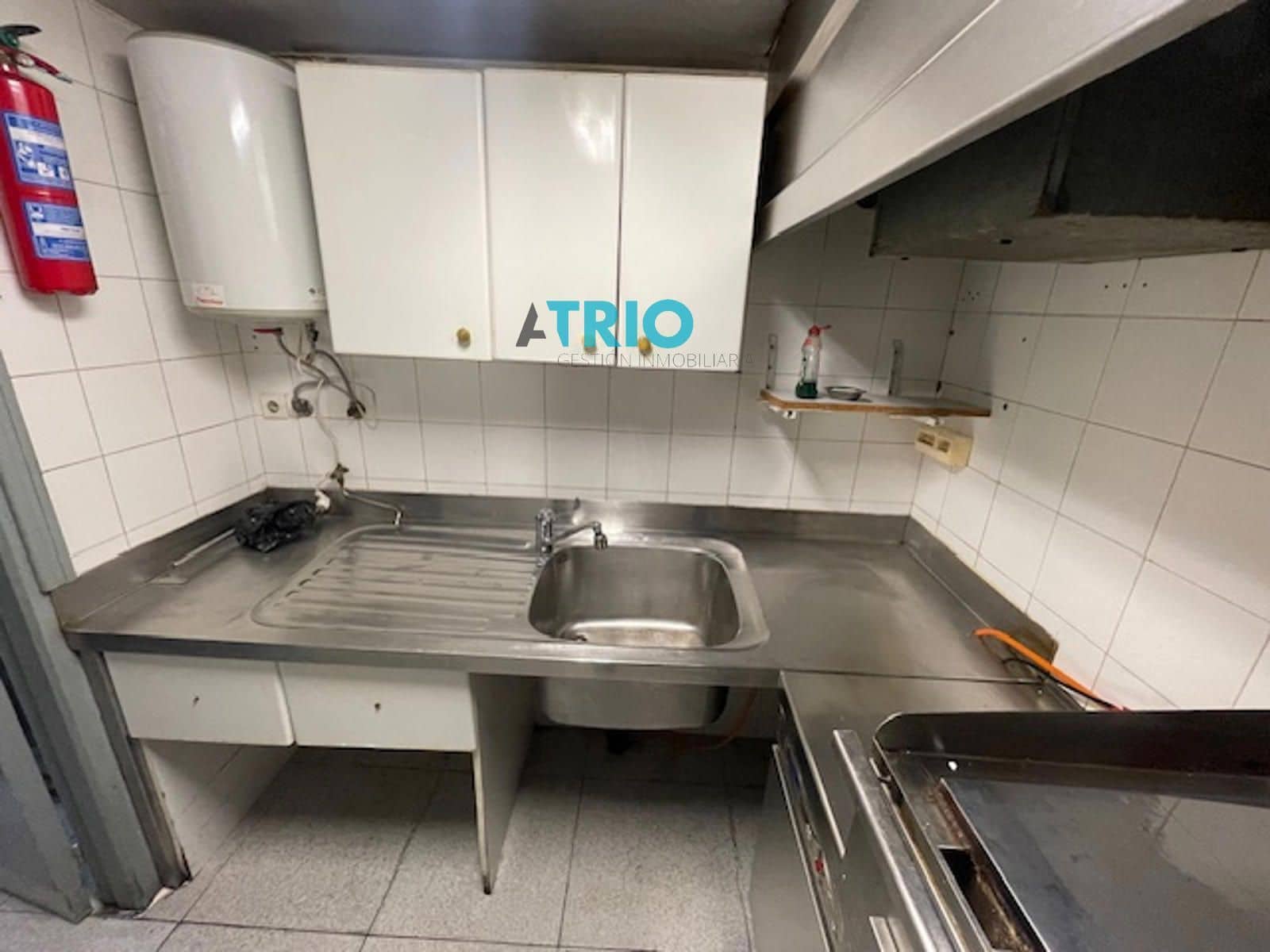 Erhverv til leje i Burgos by - € 990 (Ref: 8635007)