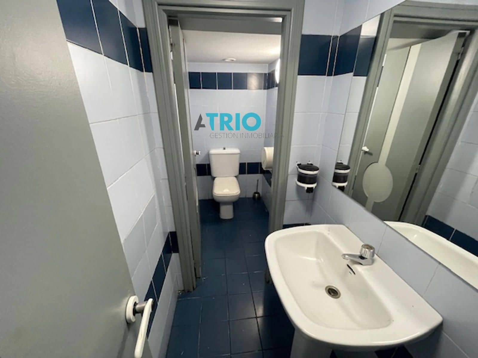 Erhverv til leje i Burgos by - € 990 (Ref: 8635007)