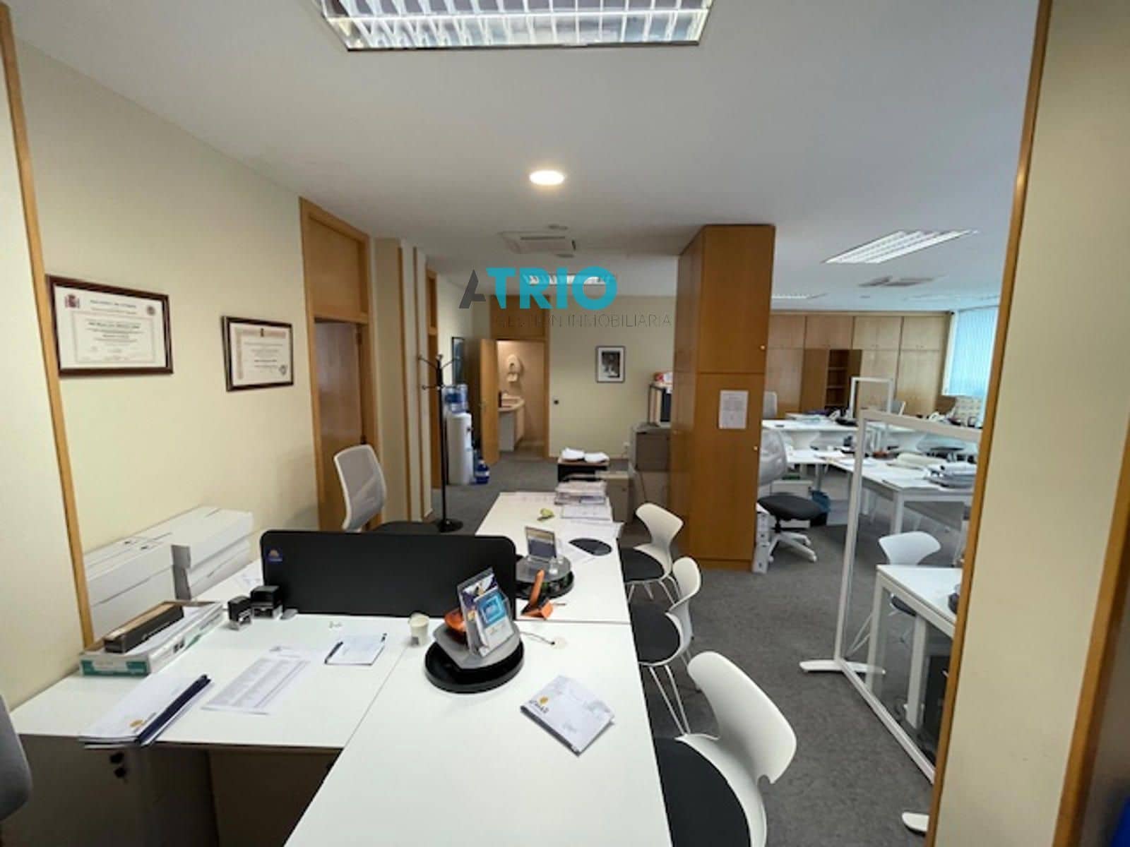 Kontor til leje i Burgos by - € 1.200 (Ref: 8653882)