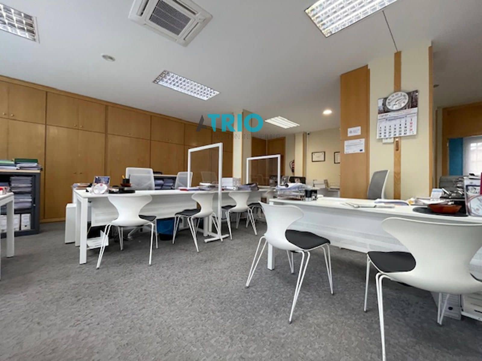 Kontor til leje i Burgos by - € 1.200 (Ref: 8653882)