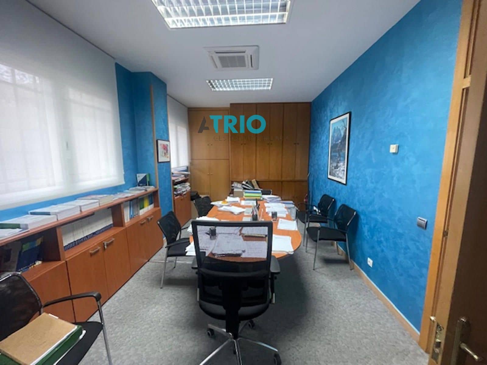 Kontor til leje i Burgos by - € 1.200 (Ref: 8653882)