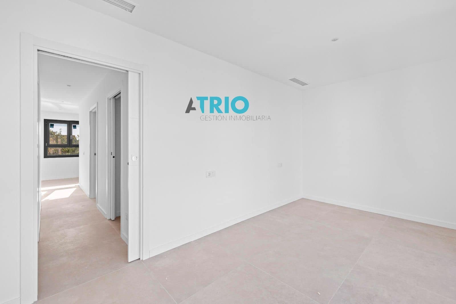 3 bedroom Villa for sale in Puig de Ros with pool garage - € 890,000 (Ref: 8684430)