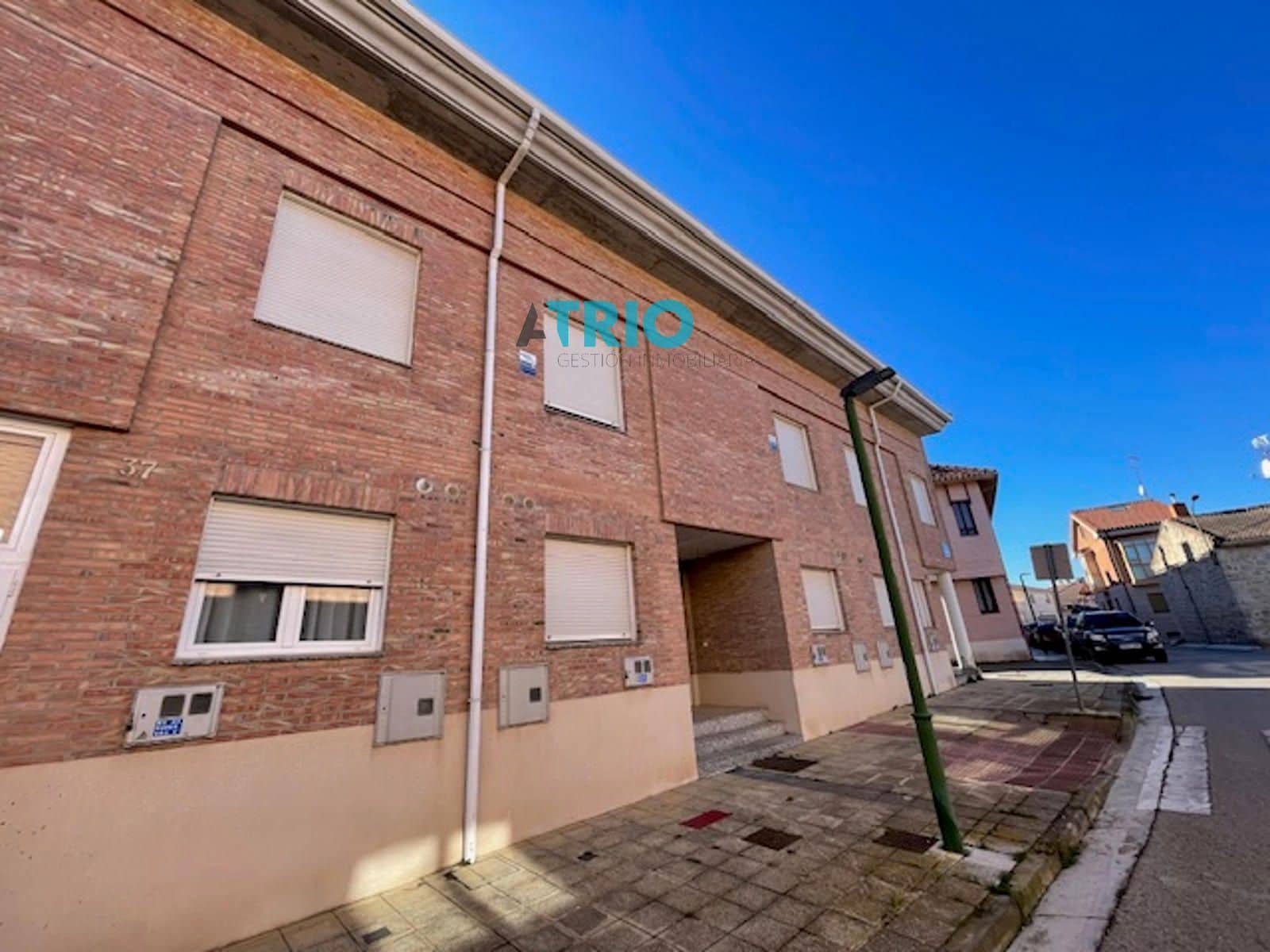 4 sypialnia Dom na sprzedaż w Miasto Burgos z garażem - 179 000 € (Ref: 8774112)