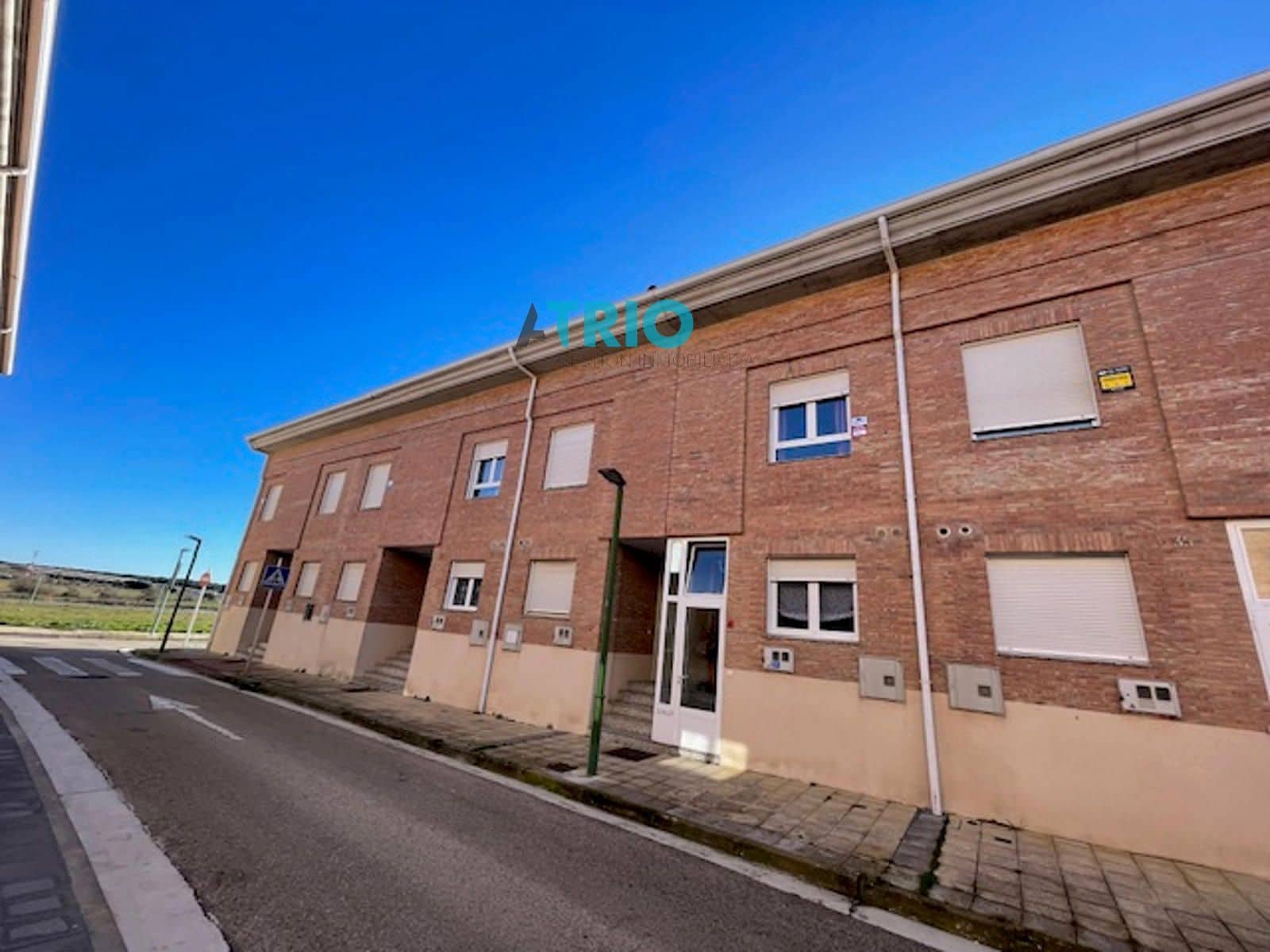 4 sypialnia Dom na sprzedaż w Miasto Burgos z garażem - 179 000 € (Ref: 8774112)