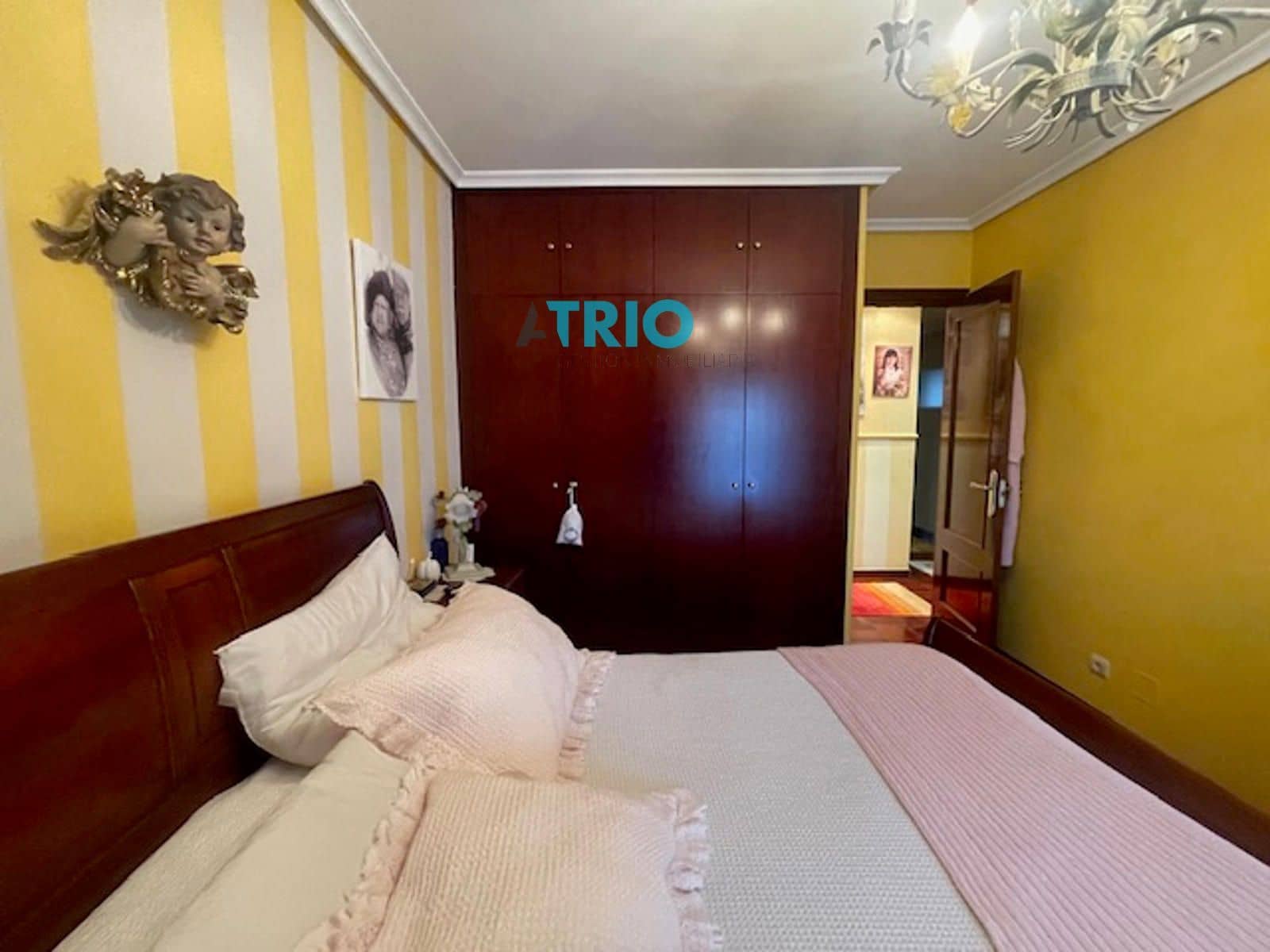 4 soveværelse Lejlighed til salg i Burgos by med garage - € 270.000 (Ref: 8835146)