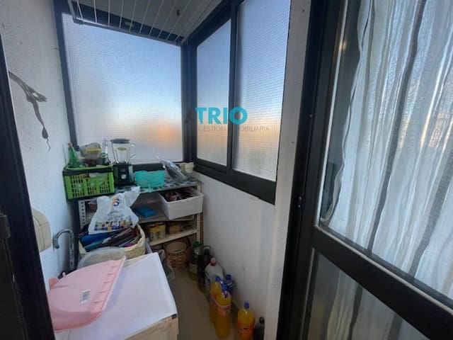 4 bedroom Flat for sale in Burgos city with garage - € 270,000 (Ref: 8835146)