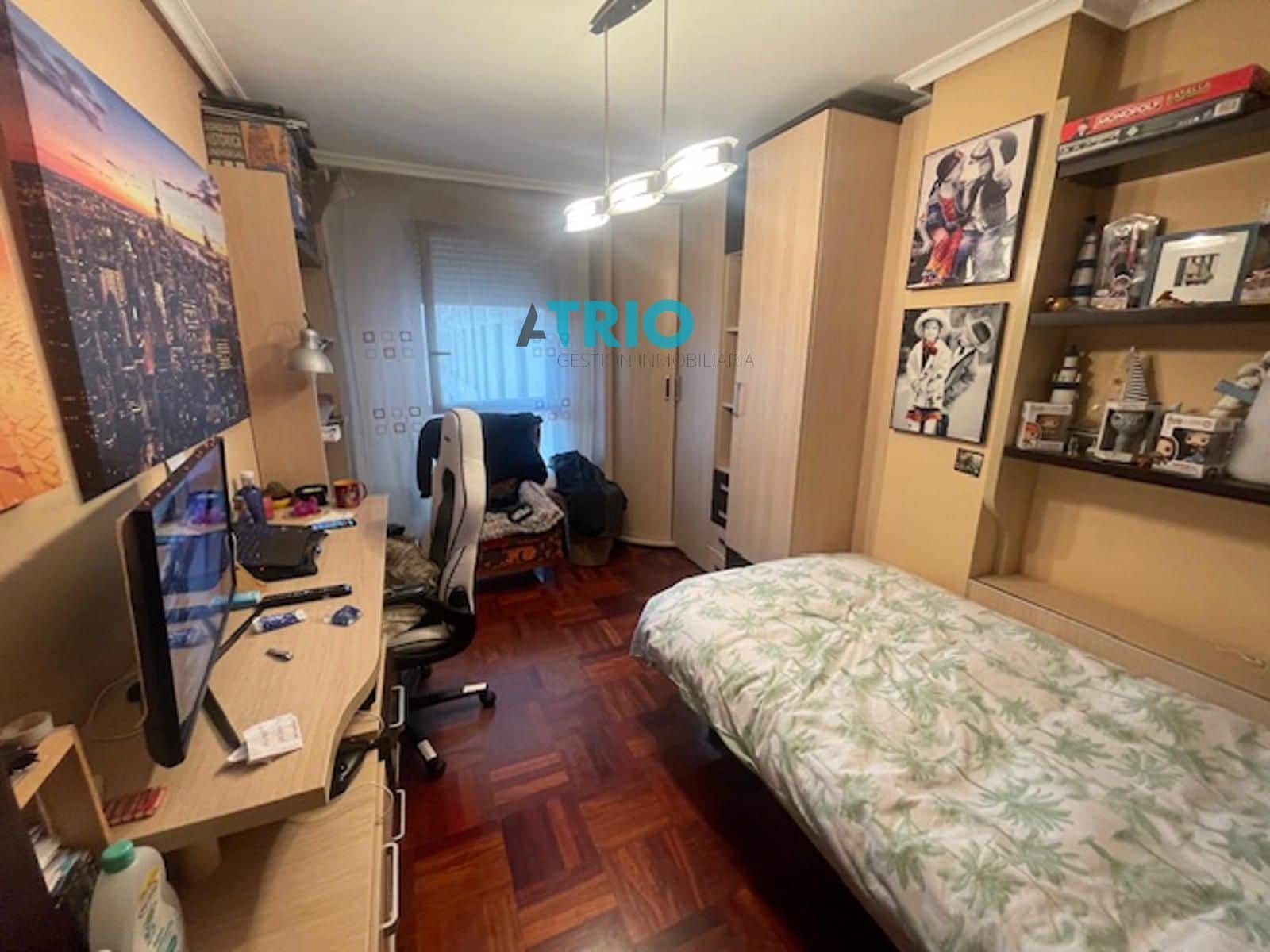 4 soveværelse Lejlighed til salg i Burgos by med garage - € 270.000 (Ref: 8835146)