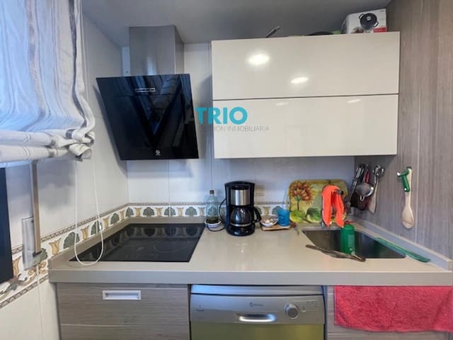 4 bedroom Flat for sale in Burgos city with garage - € 270,000 (Ref: 8835146)