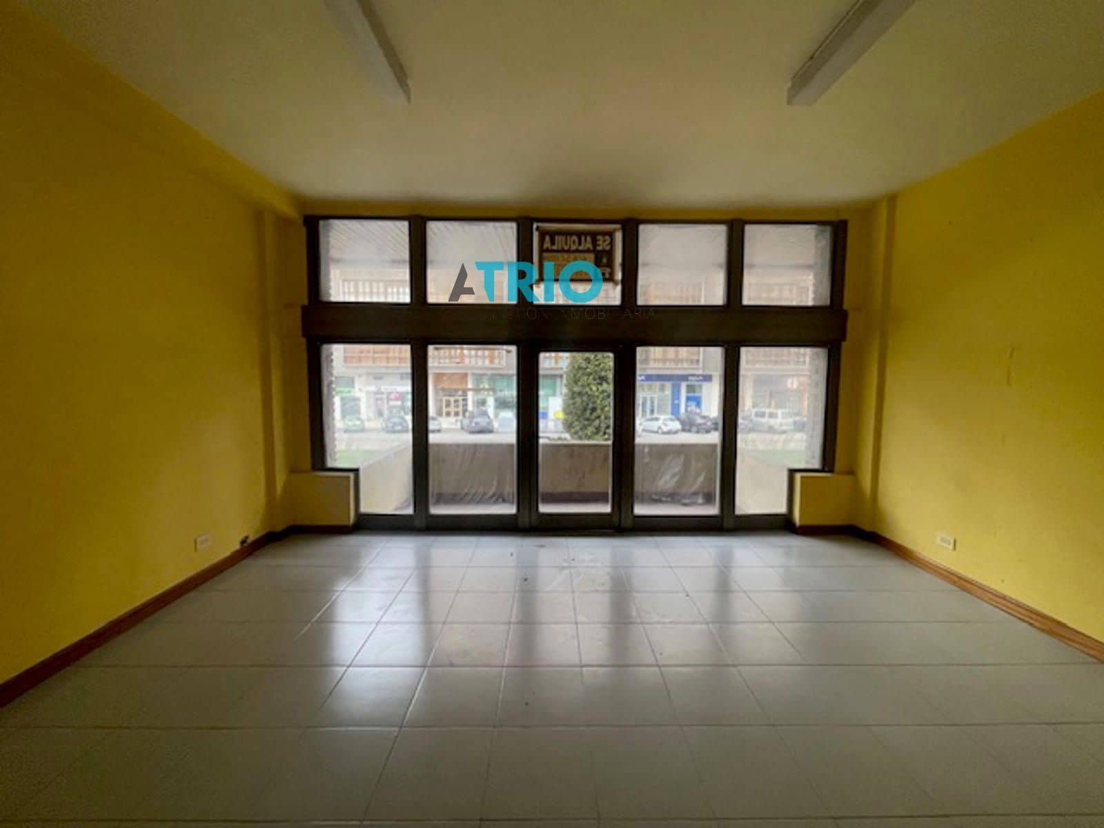 Kontor til leje i Burgos by - € 490 (Ref: 8835892)