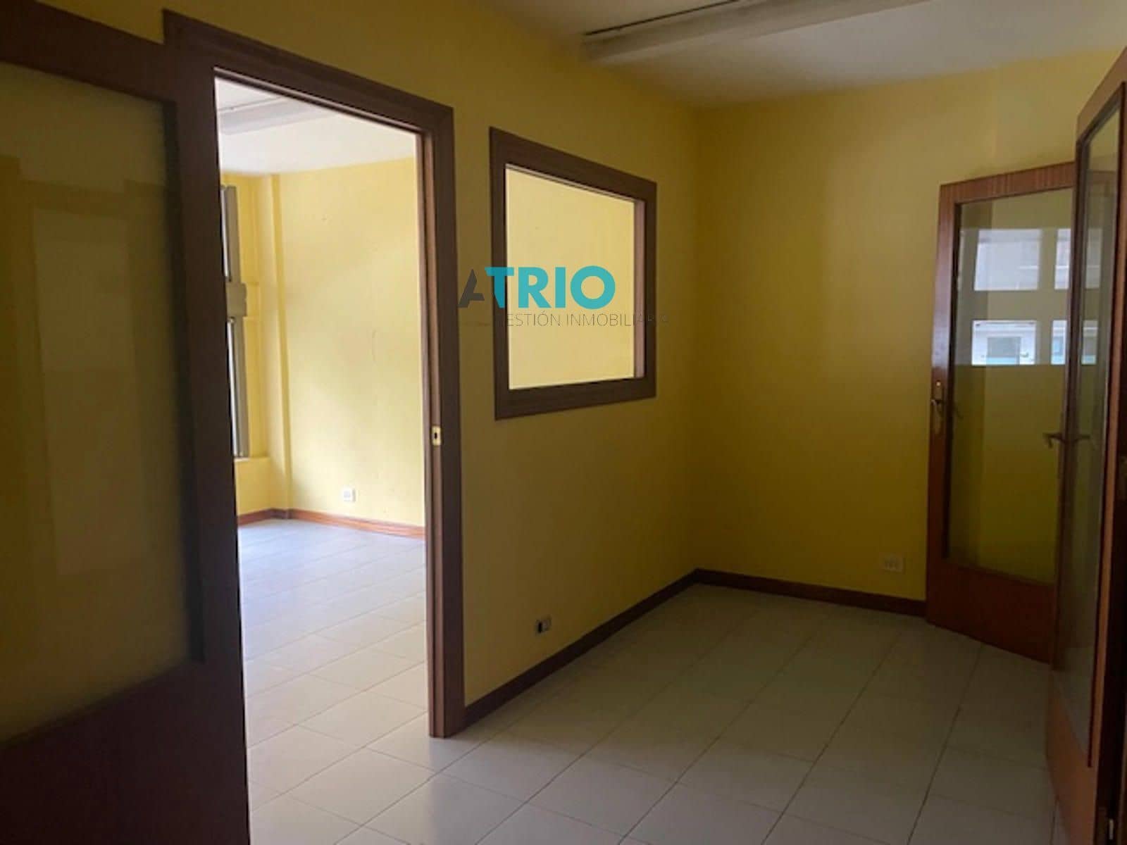 Kontor til leje i Burgos by - € 490 (Ref: 8835892)