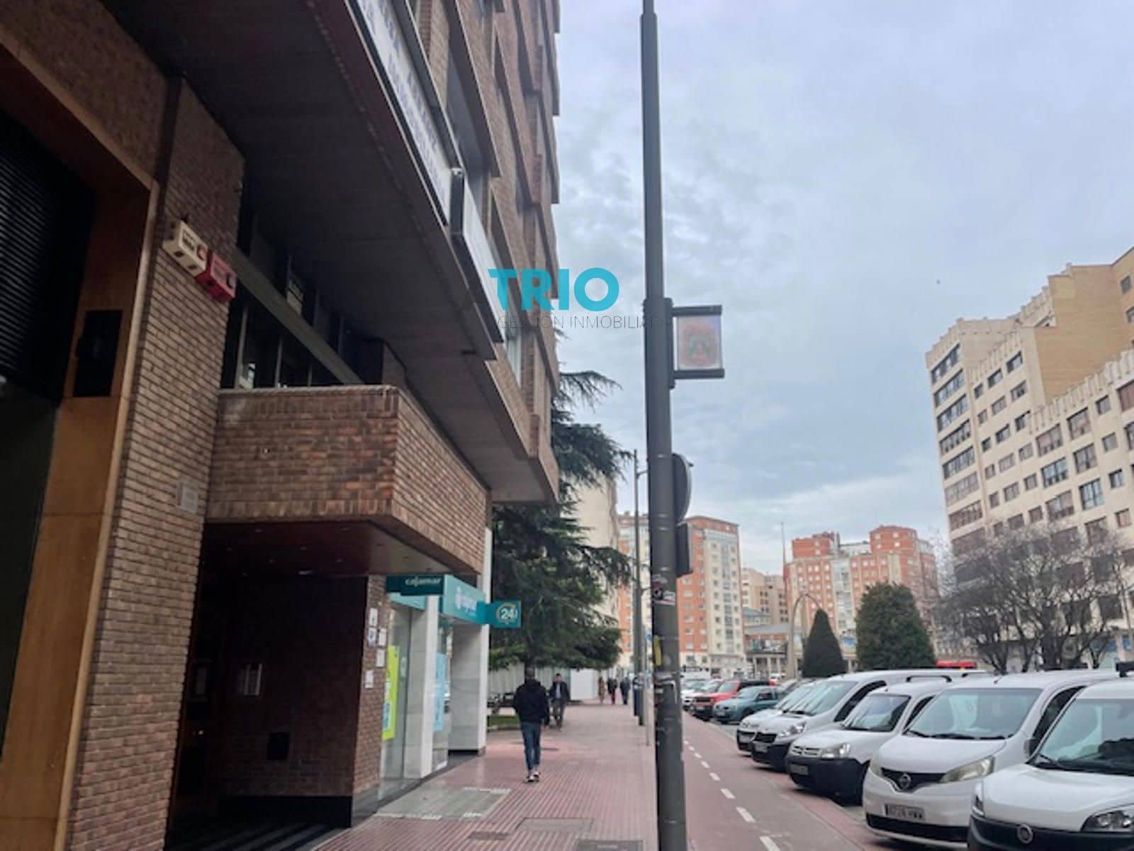 Kontor til leje i Burgos by - € 490 (Ref: 8835892)