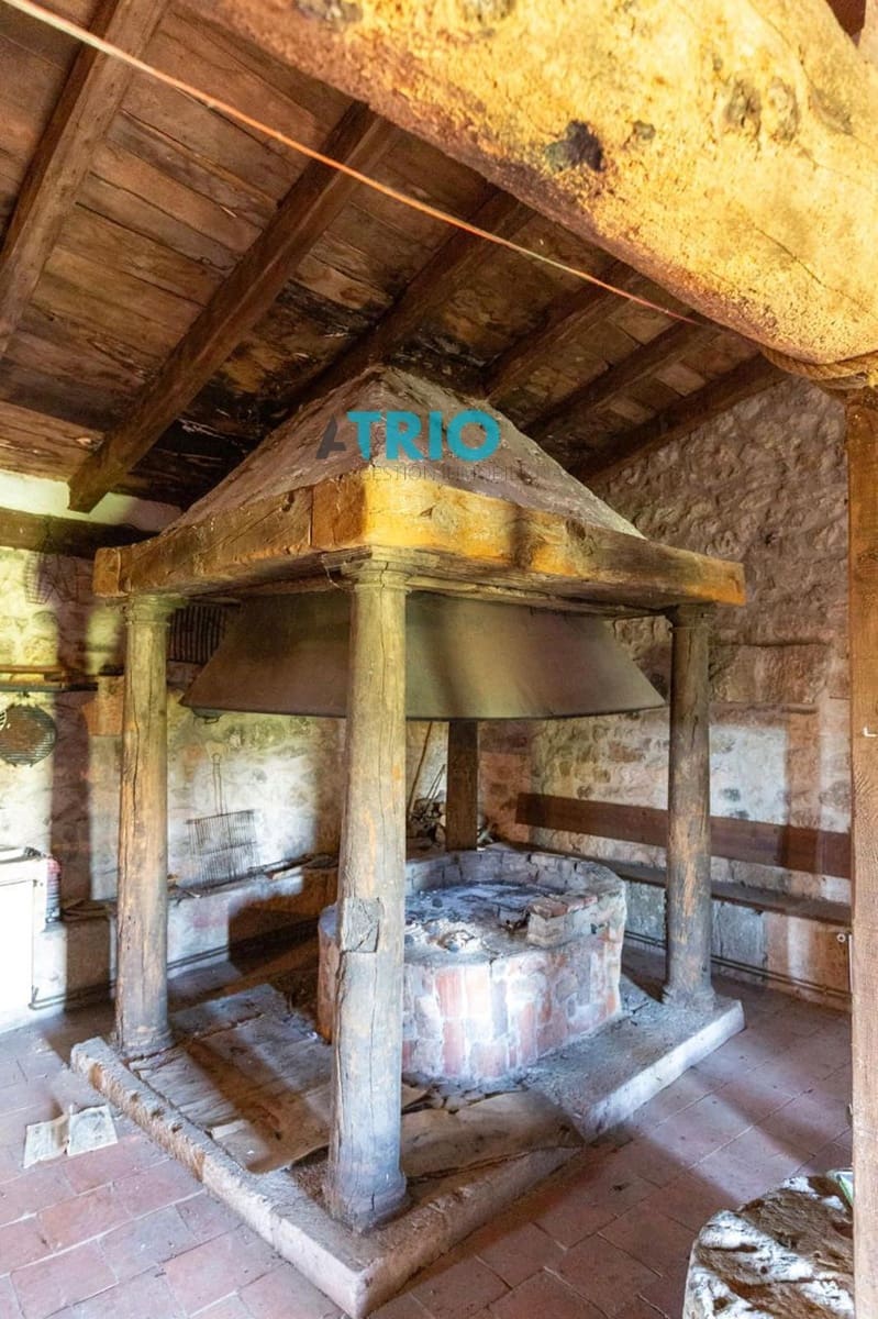 6 soveværelse Villa til salg i Palenzuela med swimmingpool garage - € 320.000 (Ref: 8835893)