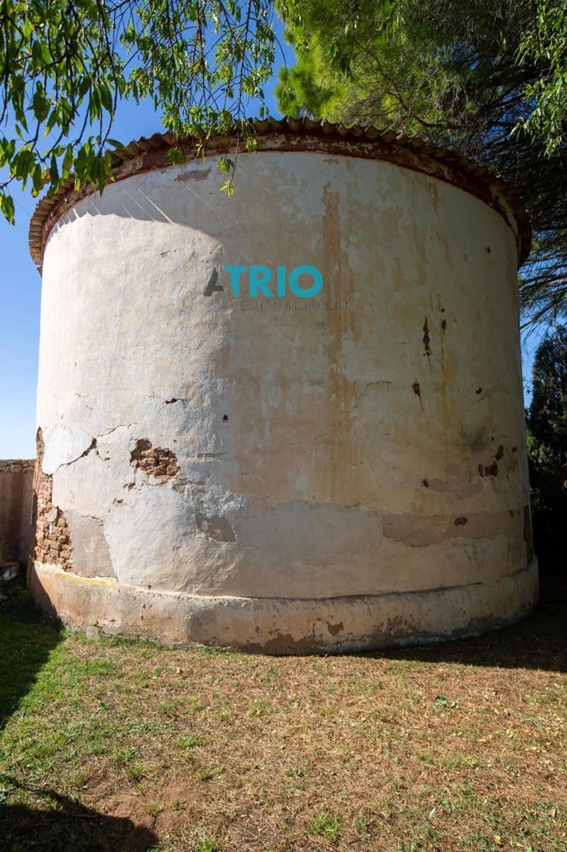 6 soveværelse Villa til salg i Palenzuela med swimmingpool garage - € 320.000 (Ref: 8835893)