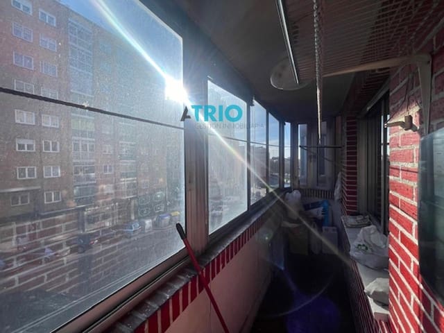 4 Zimmer Wohnung zu verkaufen in Burgos Stadt mit Garage - 199.900 € (Ref: 8838164)