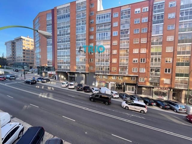 4 Zimmer Wohnung zu verkaufen in Burgos Stadt mit Garage - 199.900 € (Ref: 8838164)