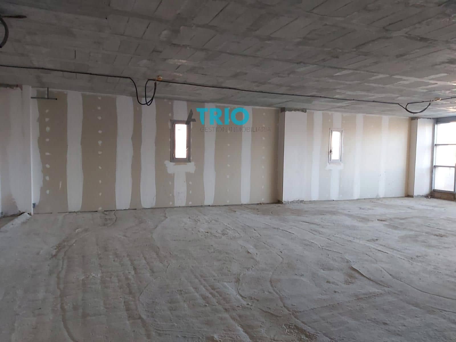 Kontor til salgs i Palma de Mallorca - € 158 000 (Ref: 8912250)