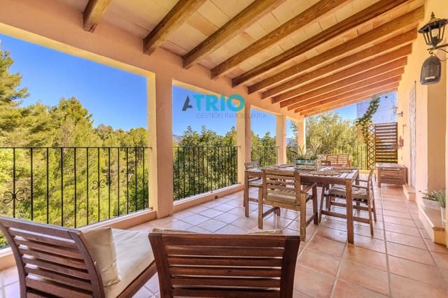 5 soveværelse Villa til salg i Esporles - € 750.000 (Ref: 8951648)