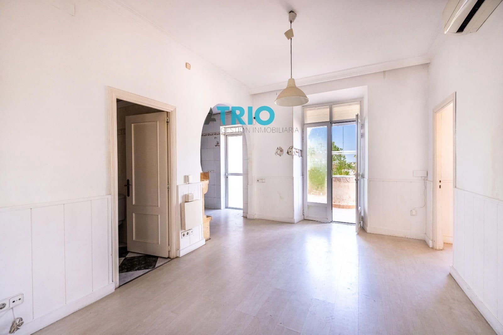 6 soverom Villa til salgs i Palma de Mallorca med svømmebasseng - € 850 000 (Ref: 9022654)