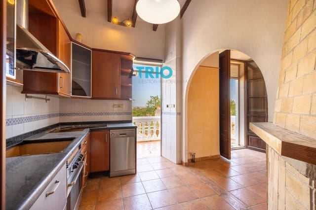 6 soverom Villa til salgs i Son Anglada, Palma de Mallorca med svømmebasseng - € 850 000 (Ref: 9022654)