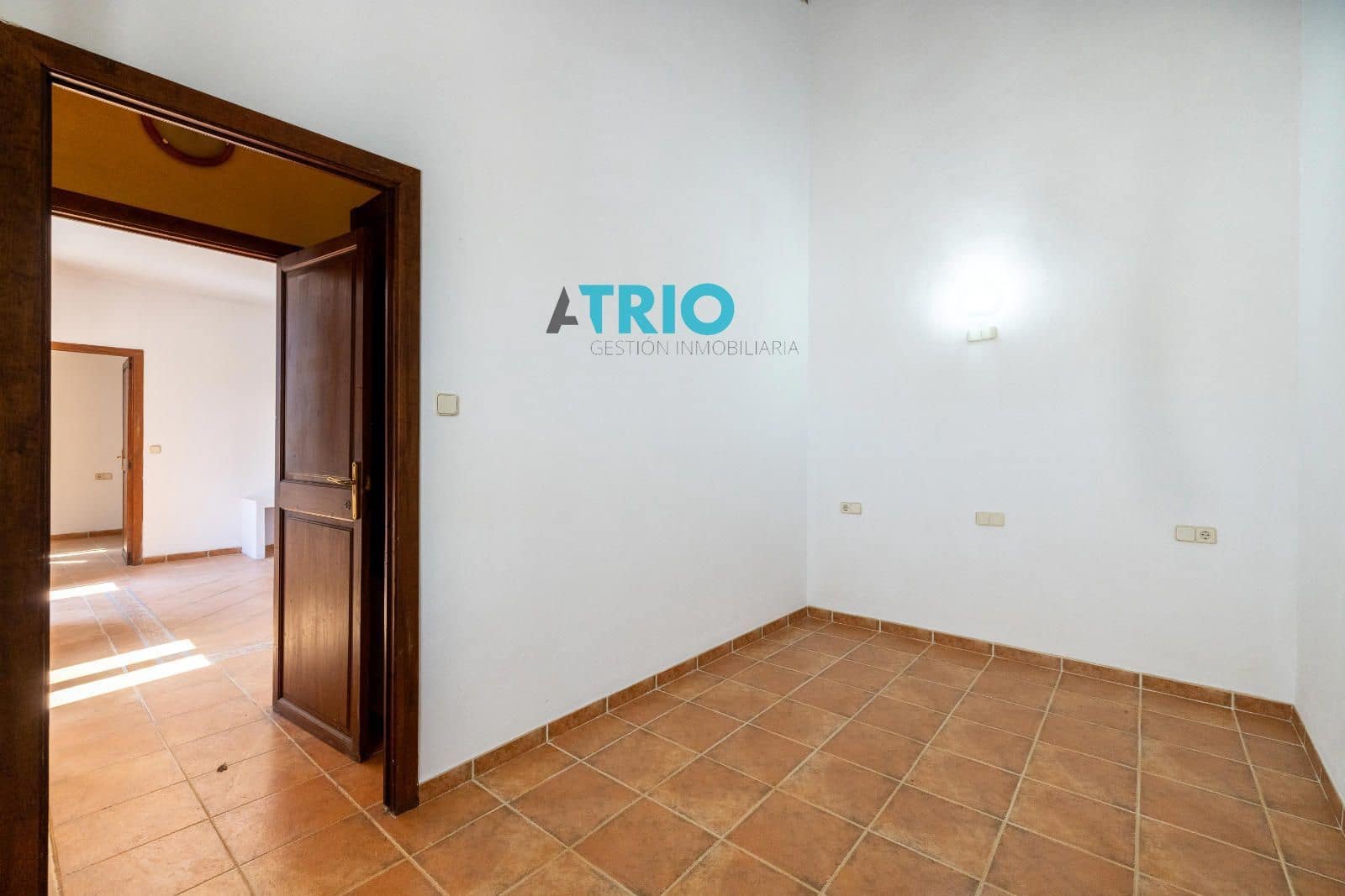 6 soverom Villa til salgs i Palma de Mallorca med svømmebasseng - € 850 000 (Ref: 9022654)