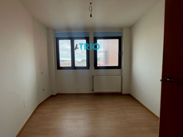 3 sypialnia Mieszkanie do wynajęcia w Miasto Burgos - 850 € (Ref: 9035866)