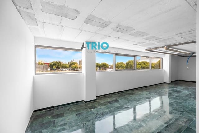 Bureau à louer à Son Anglada, Palma de Mallorca avec garage - 7 128 € (Ref: 9074219)