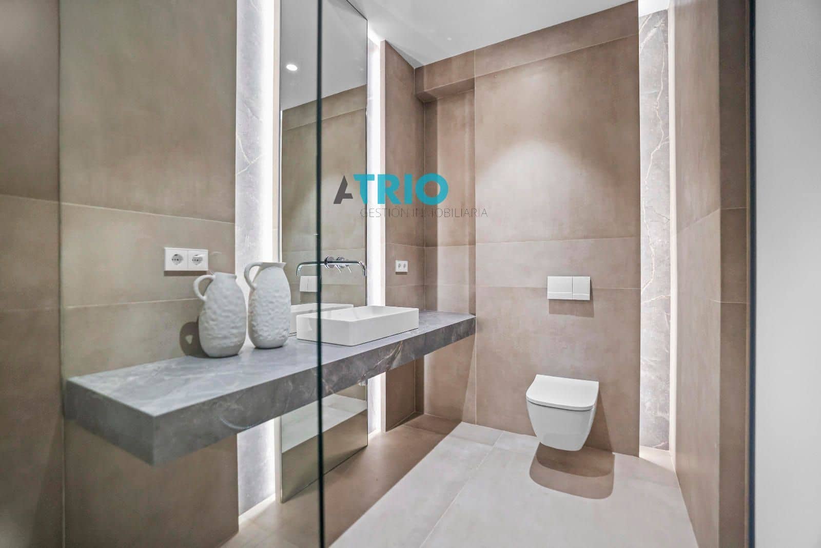 3 sypialnia Mieszkanie na sprzedaż w Palma de Mallorca z basenem garażem - 1 590 000 € (Ref: 9074386)