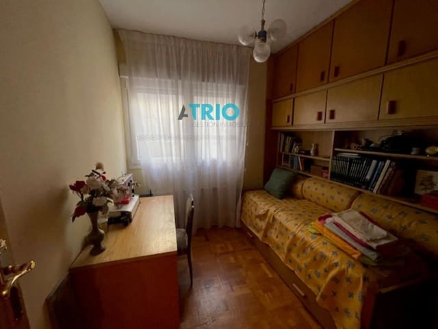 5 Zimmer Wohnung zu verkaufen in Burgos Stadt mit Garage - 450.000 € (Ref: 9079847)