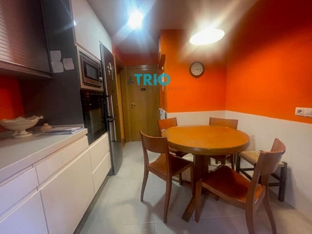 5 Zimmer Wohnung zu verkaufen in Burgos Stadt mit Garage - 450.000 € (Ref: 9079847)