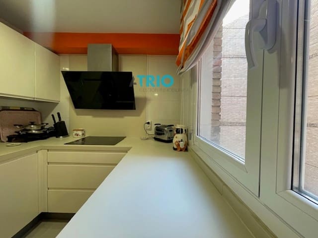 5 Zimmer Wohnung zu verkaufen in Burgos Stadt mit Garage - 450.000 € (Ref: 9079847)