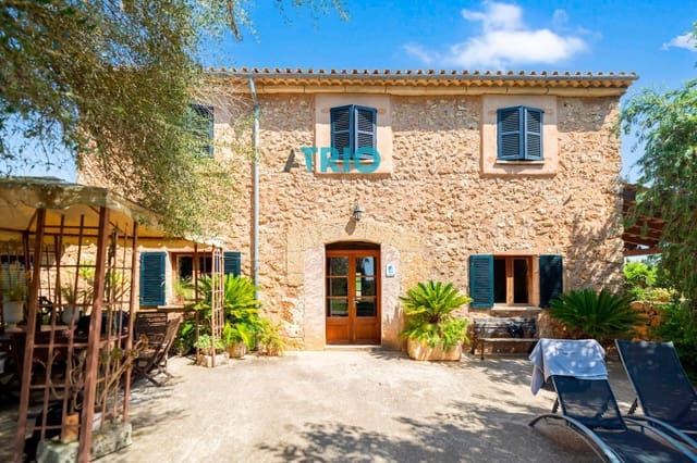 4 sovrum Villa till salu i Sencelles med pool - 1 650 000 € (Ref: 9103396)