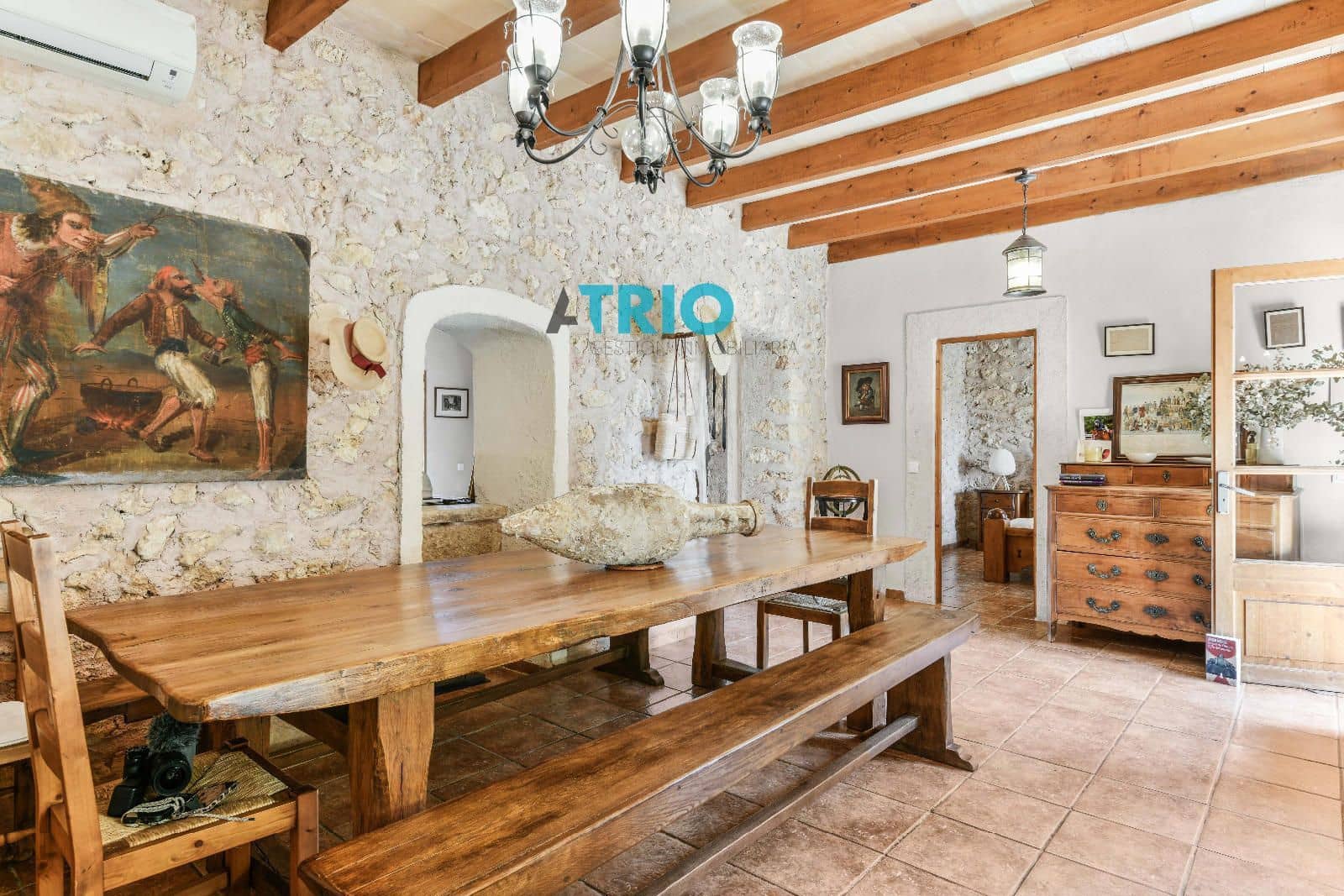 4 bedroom Villa for sale in Sencelles with pool - € 1,650,000 (Ref: 9103396)