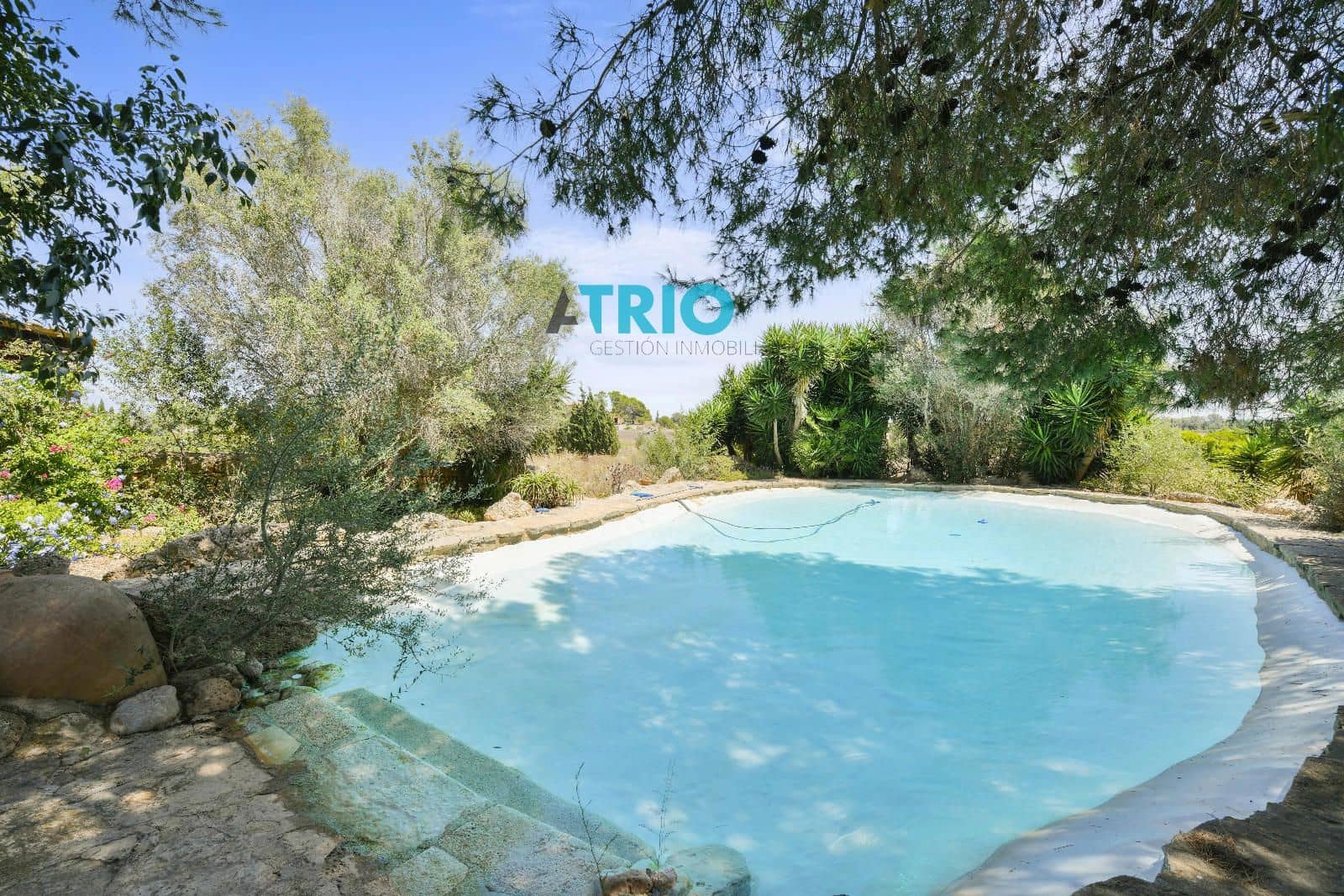 4 bedroom Villa for sale in Sencelles with pool - € 1,650,000 (Ref: 9103396)