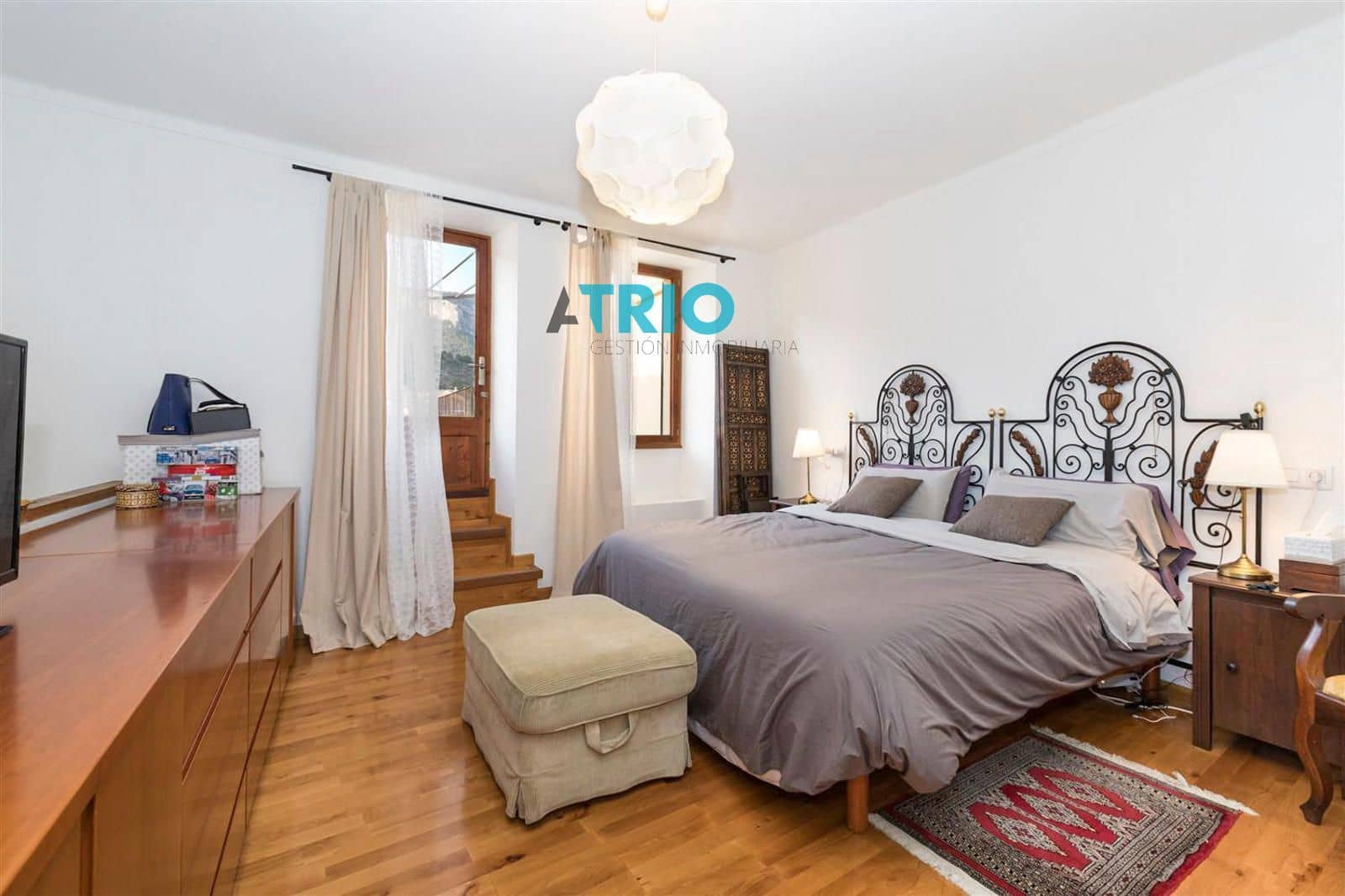 4 slaapkamer Flat te huur in Alaro - € 2.000 (Ref: 9128787)