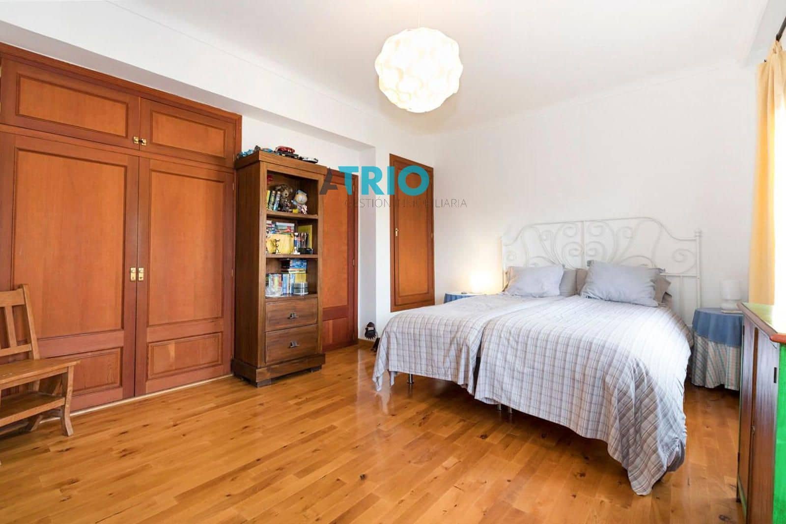 4 slaapkamer Flat te huur in Alaro - € 2.000 (Ref: 9128787)