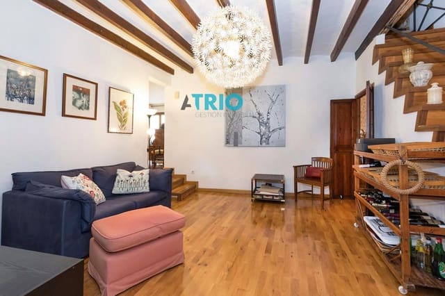 4 bedroom Flat for rent in Alaró - € 2,000 (Ref: 9128787)