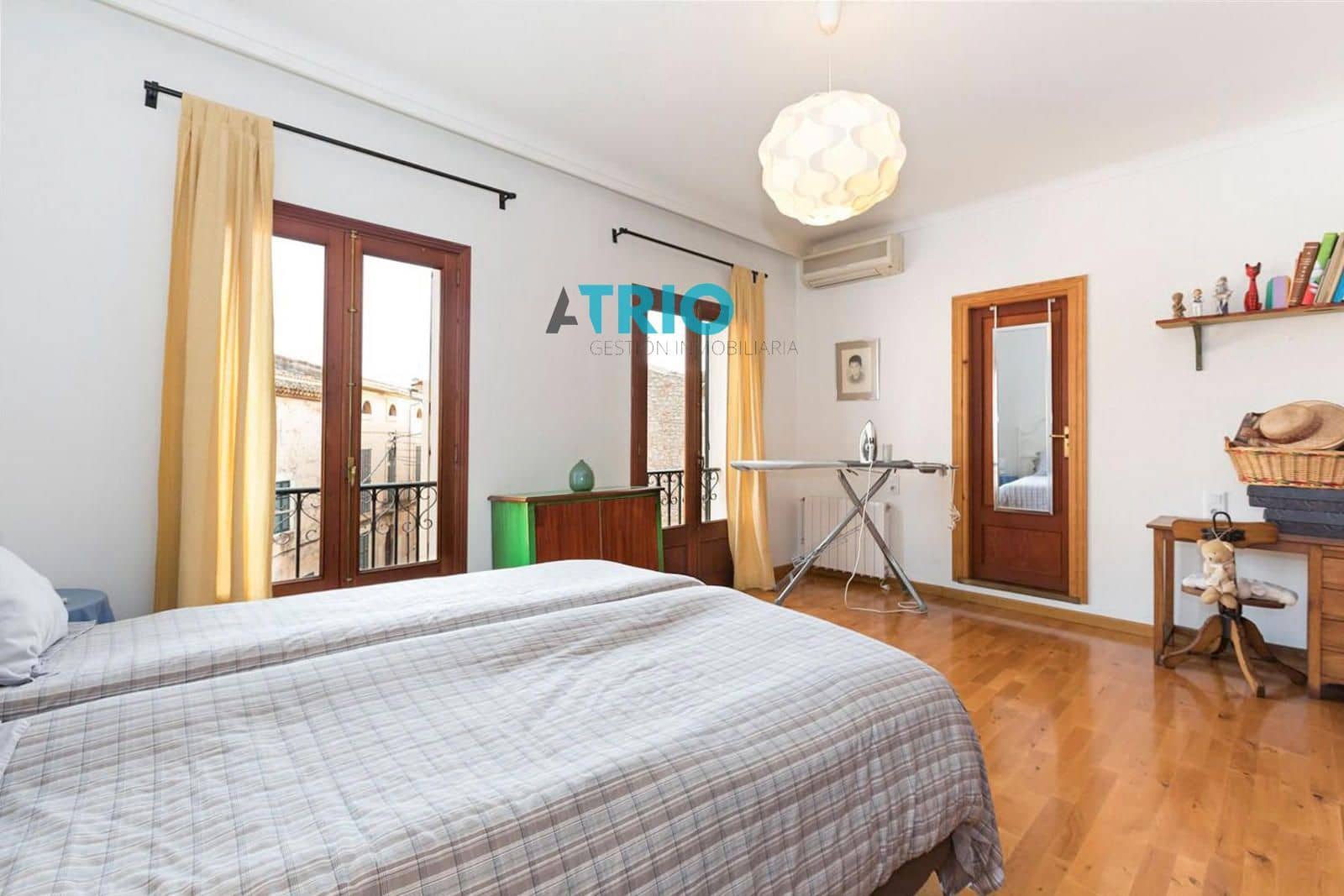 4 slaapkamer Flat te huur in Alaro - € 2.000 (Ref: 9128787)