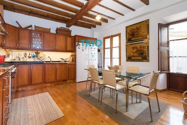 4 bedroom Flat for rent in Alaró - € 2,000 (Ref: 9128787)