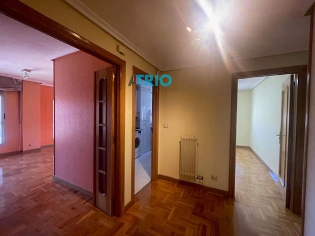 2 Zimmer Wohnung zu verkaufen in Burgos Stadt mit Garage - 169.000 € (Ref: 9128788)