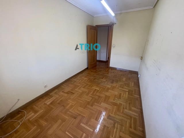 2 Zimmer Wohnung zu verkaufen in Burgos Stadt mit Garage - 169.000 € (Ref: 9128788)