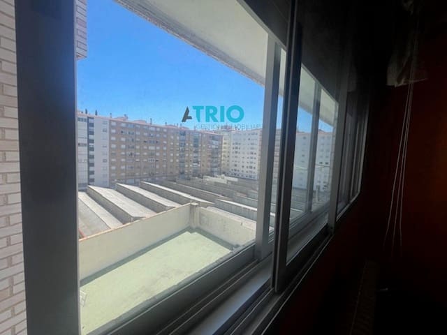 2 Zimmer Wohnung zu verkaufen in Burgos Stadt mit Garage - 169.000 € (Ref: 9128788)