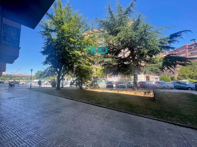 2 soveværelse Lejlighed til salg i Burgos by med garage - € 169.000 (Ref: 9128788)