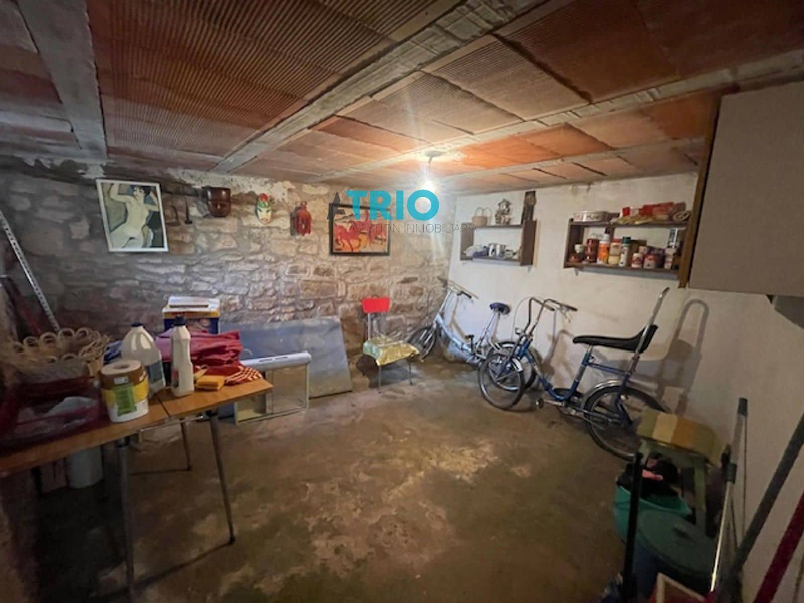 4 soveværelse Villa til salg i Burgos by - € 62.000 (Ref: 9131787)